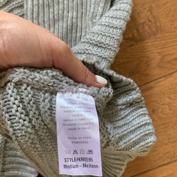 Windsor sweater - Picture 3 of 3